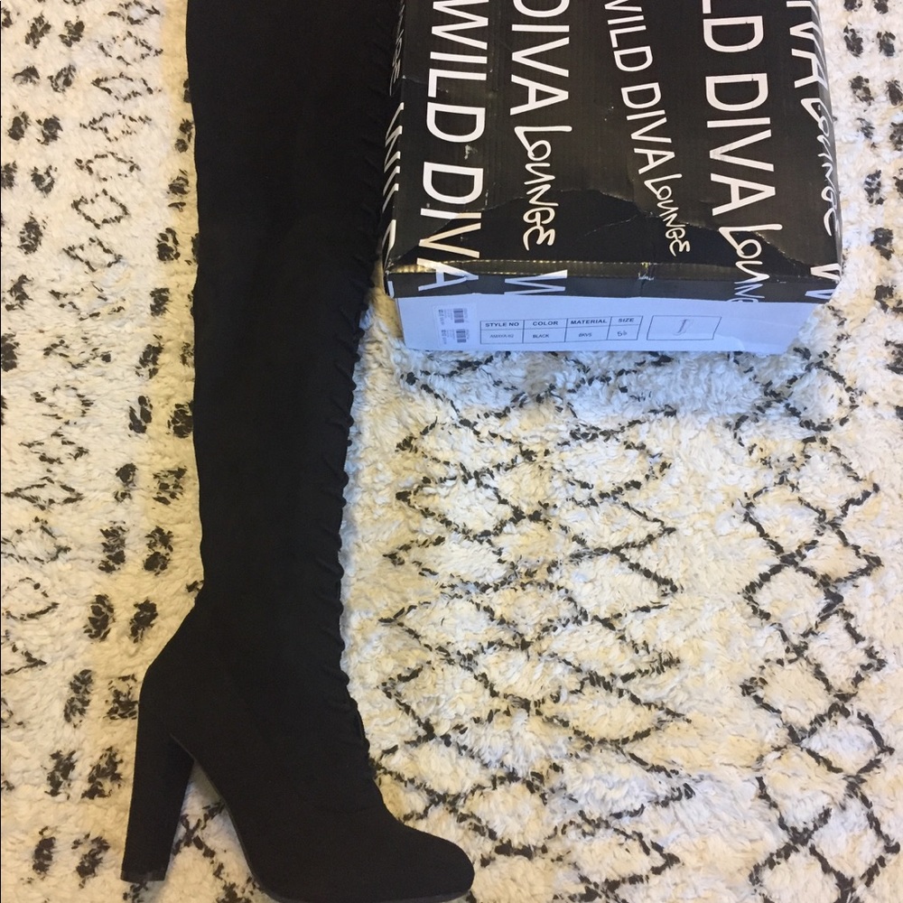 Suede over the knee lace boots ‼️open to offers‼️